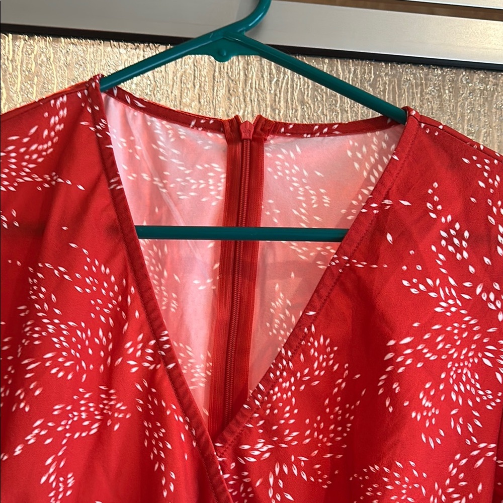 Elegant Red Ruffle Dress - Picture 2 of 6
